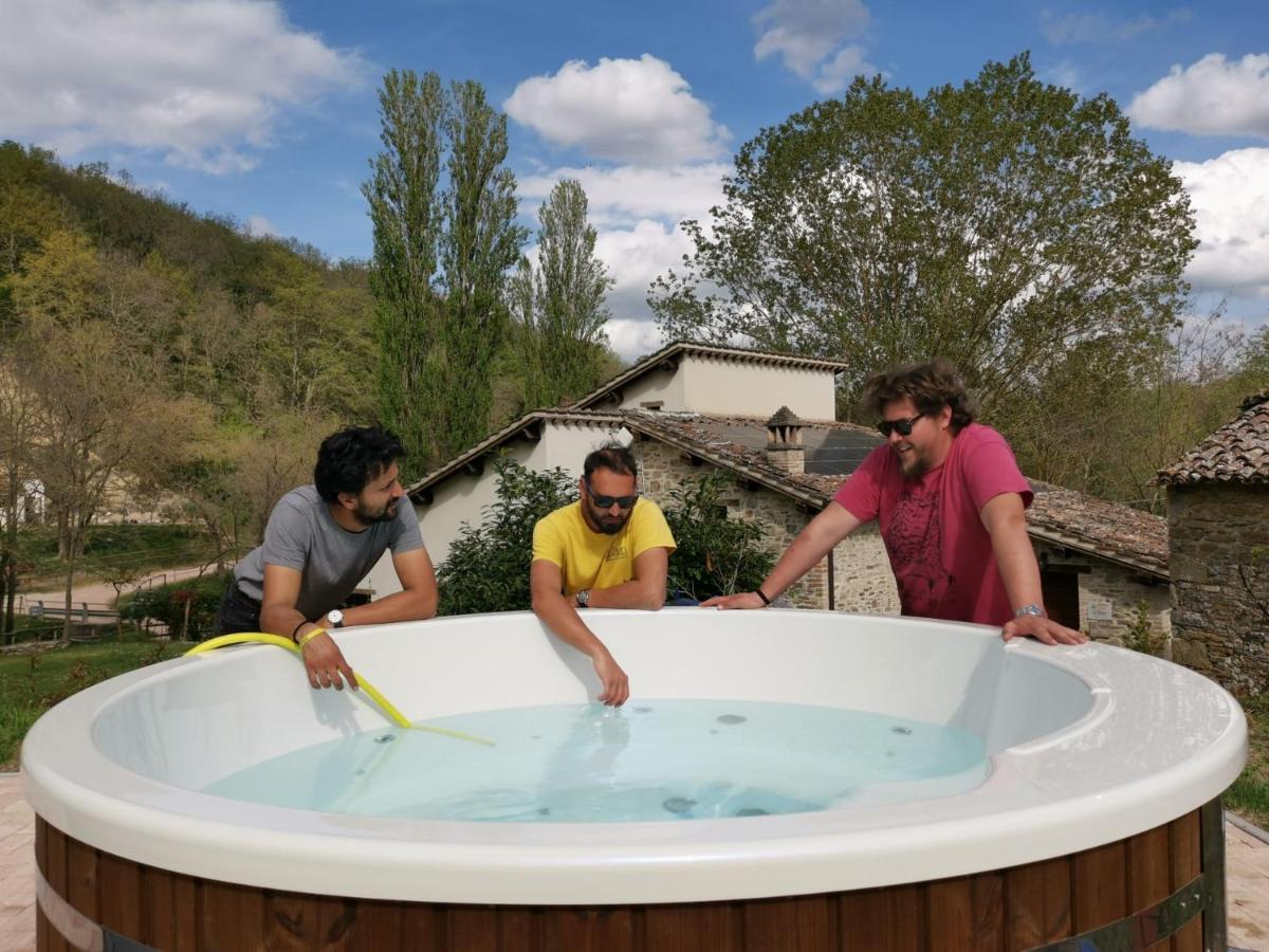 Agriturismo Le Radici 움베티드 외부 사진
